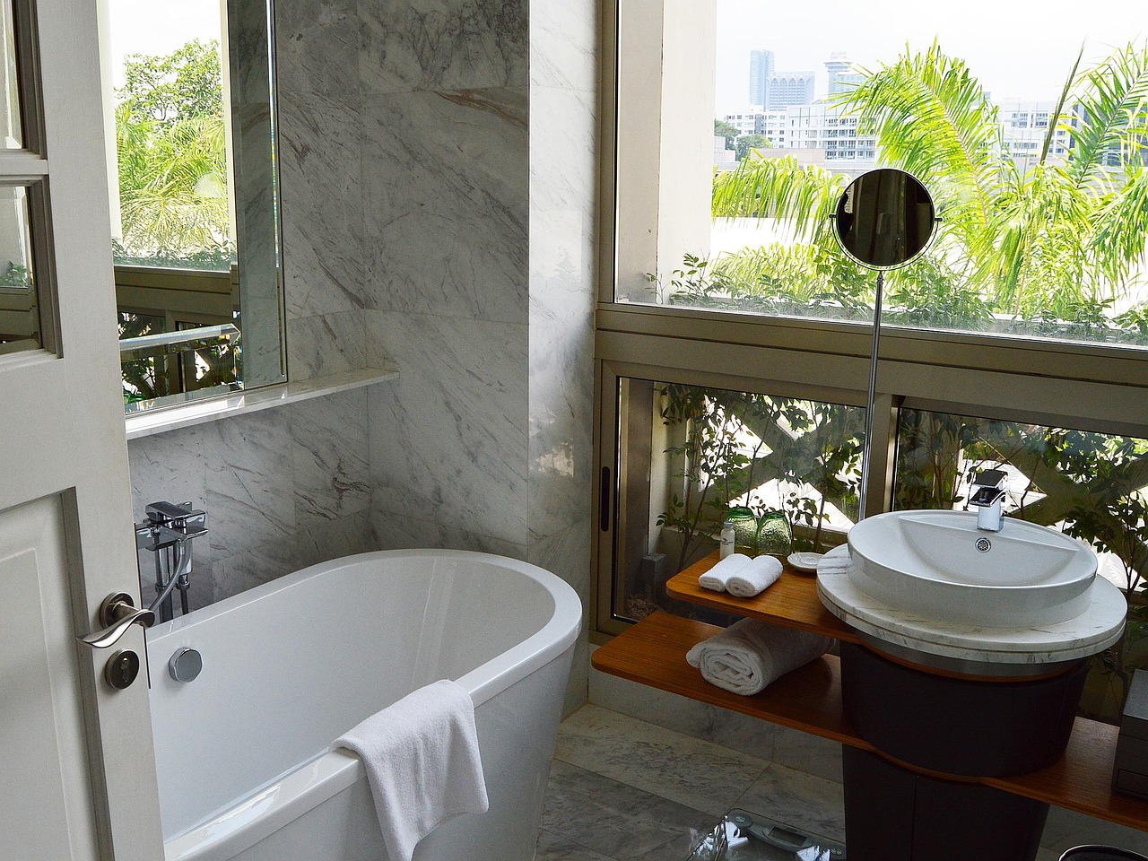 hotel, bathroom, luxury, room, bath, sink, mirror, faucet, clean, new, stylish, bathtub, bowl, contemporary, bathroom, bathroom, bathroom, bathroom, bathroom, bathtub, bathtub, bathtub